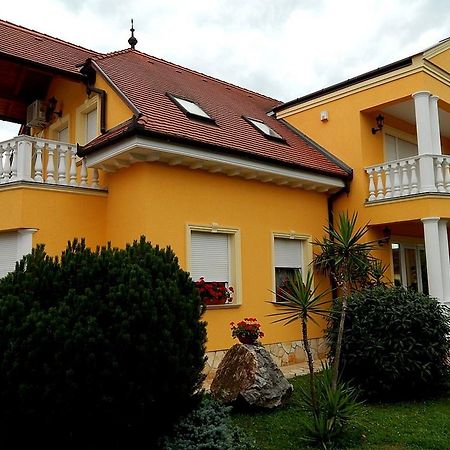 Harkány Georgina Apartman מראה חיצוני תמונה